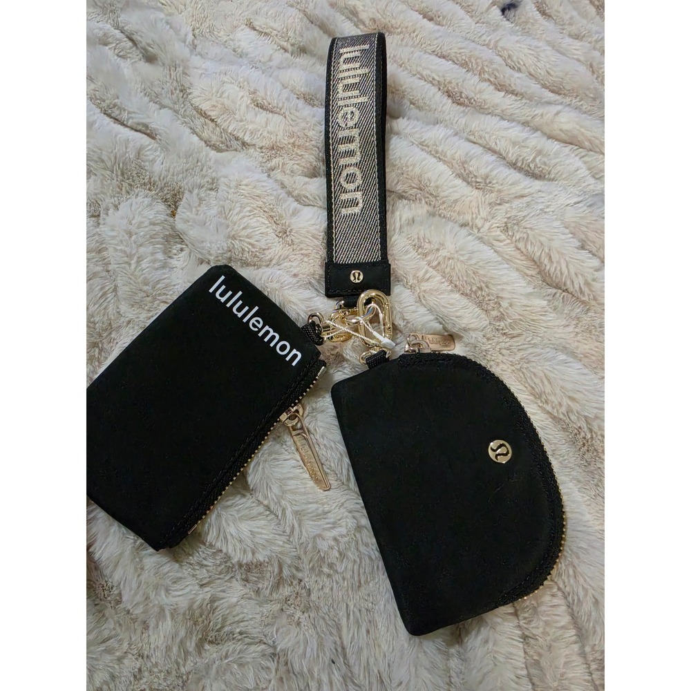 Lululemon Dual Pouch Wristlet Metallic Wordmark Black Gold LW9FVWS NWT